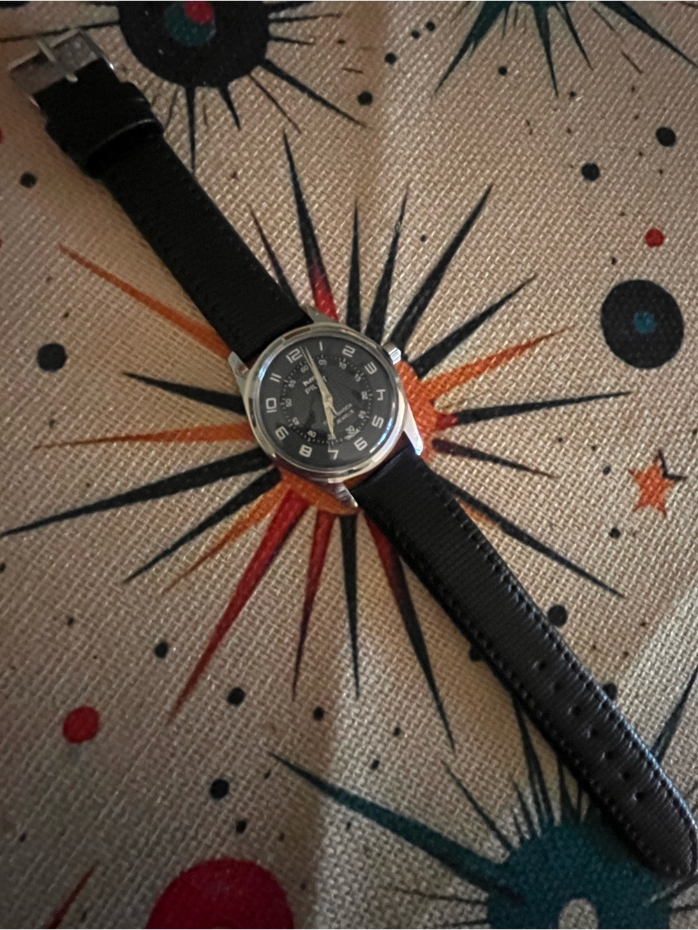 Mens HMT Pilot Para Shock Wristwatch - Picture 9 of 10
